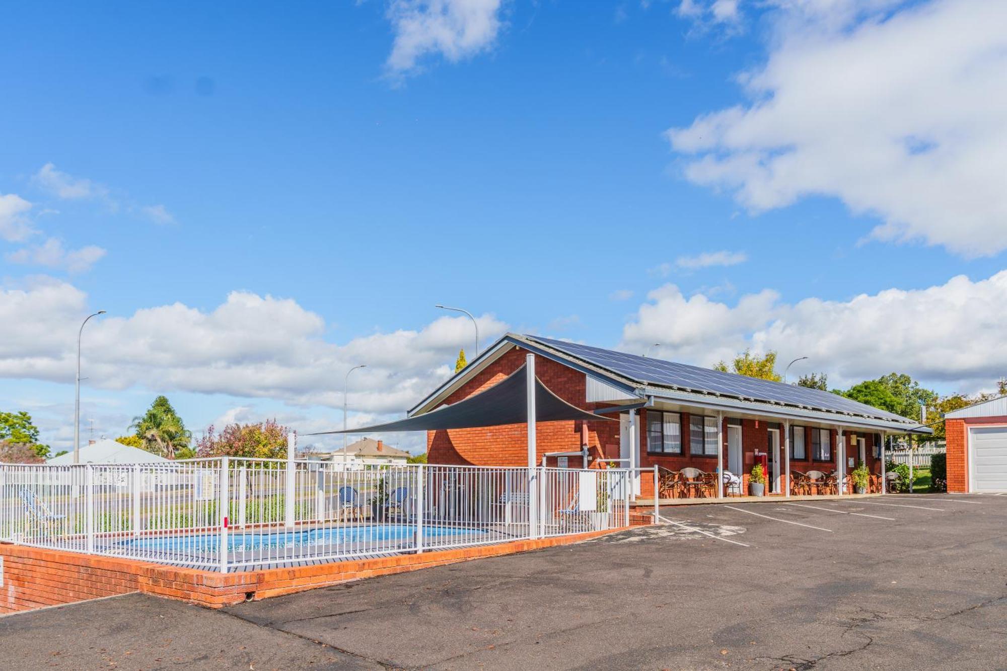 Roydons Motor Inn Tamworth Eksteriør billede