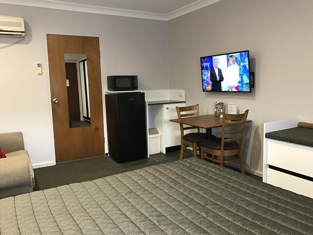 Roydons Motor Inn Tamworth Eksteriør billede